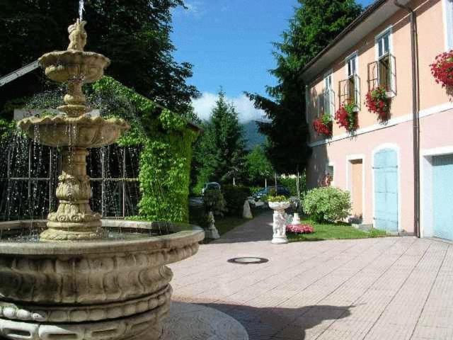 Hotel Marko Нёч Экстерьер фото