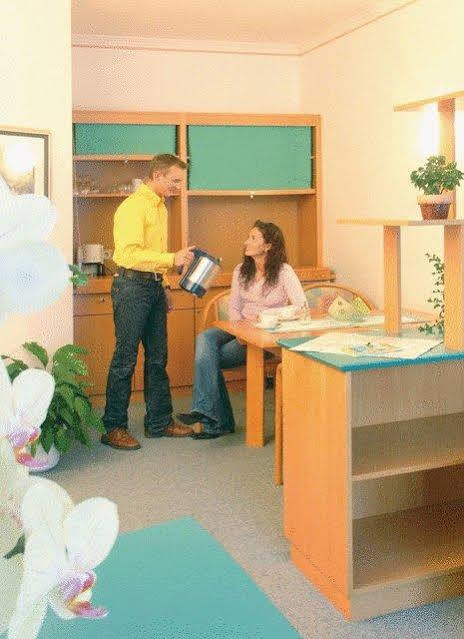 Hotel Marko Нёч Экстерьер фото